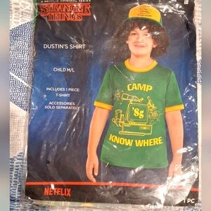 NWT Stranger things Dustin shirt